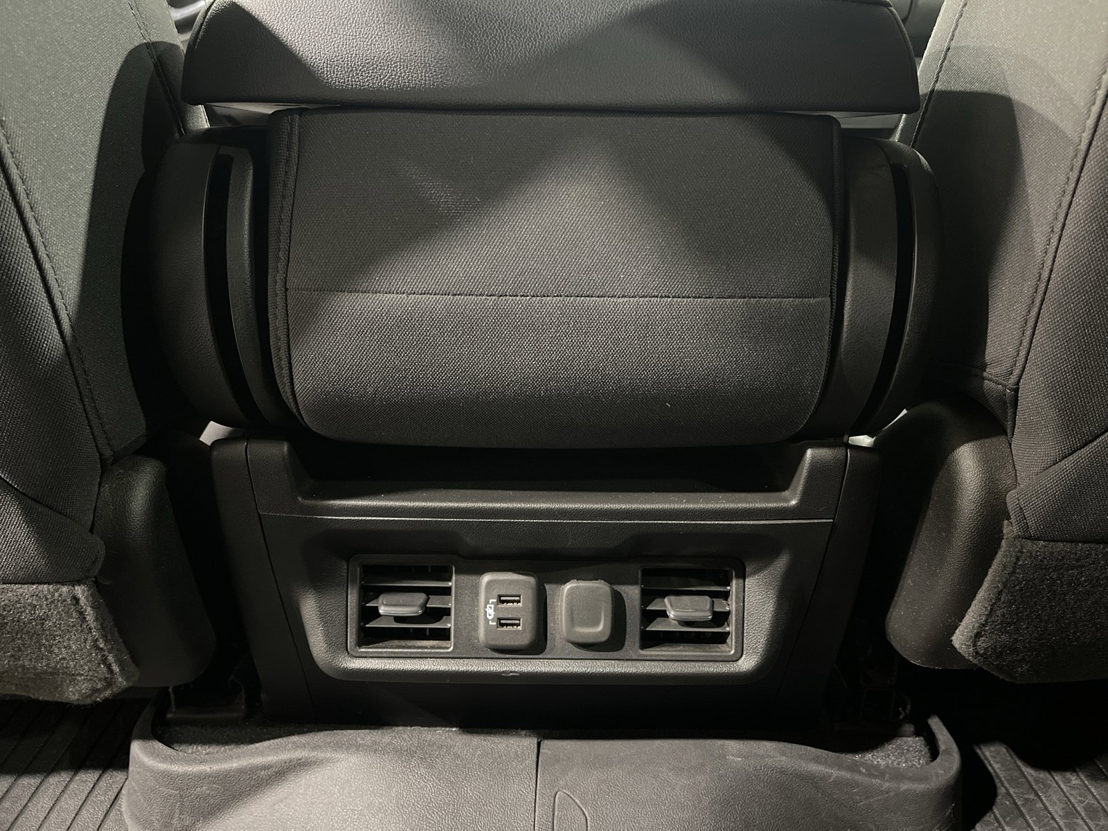 Used 2021 Chevrolet Silverado 1500 RST image 15