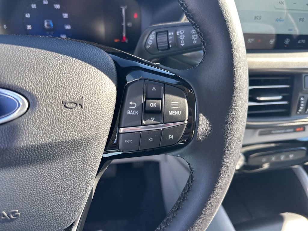 New 2026 Ford Escape SE FWD image 19