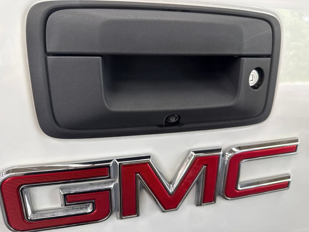 Used 2019 GMC Sierra 1500 SLE w/ SLE Value Package AWD/4WD image 14