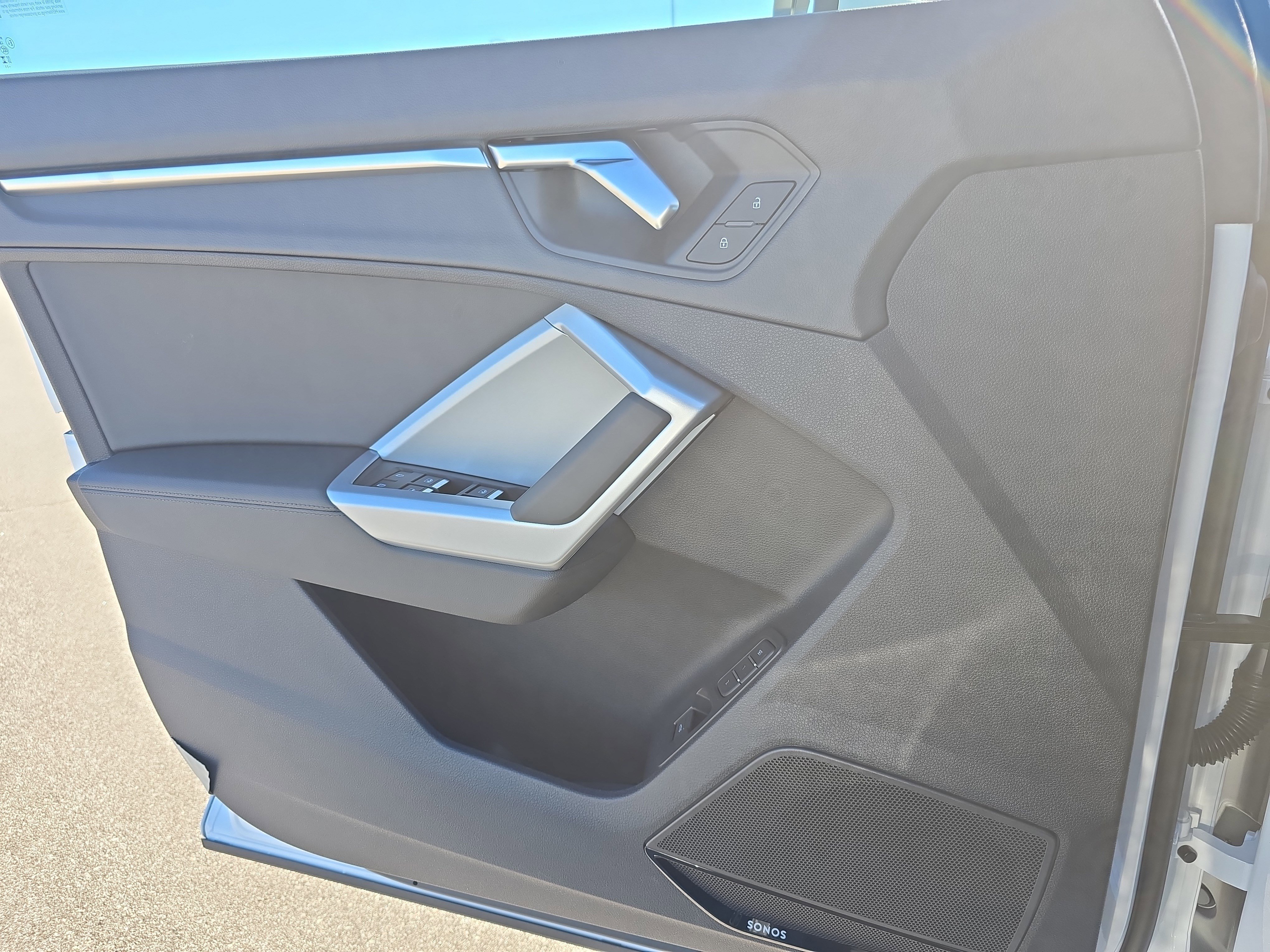 New 2025 Audi Q3 2.0T Premium image 25