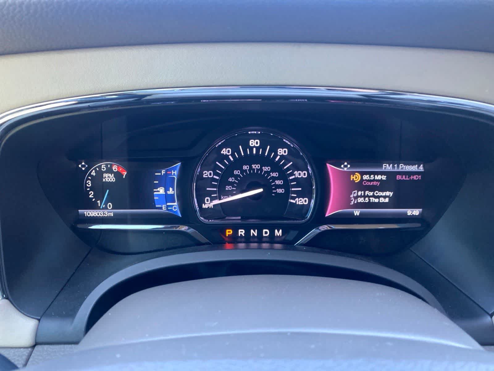 Used 2015 Lincoln Navigator 2WD image 16