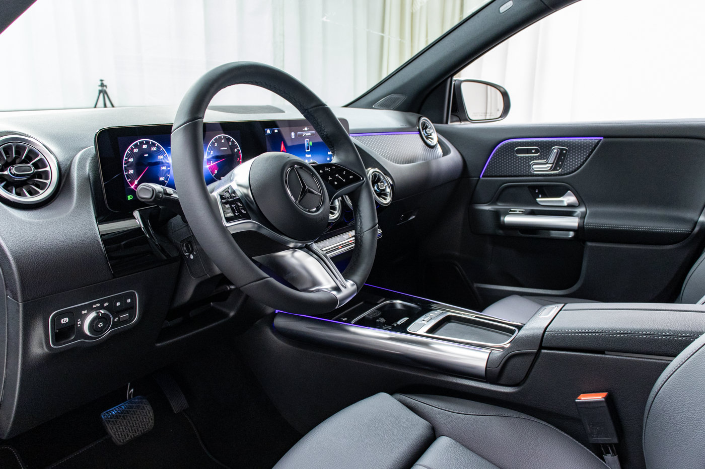 New 2025 Mercedes-Benz GLA 250 4MATIC image 12