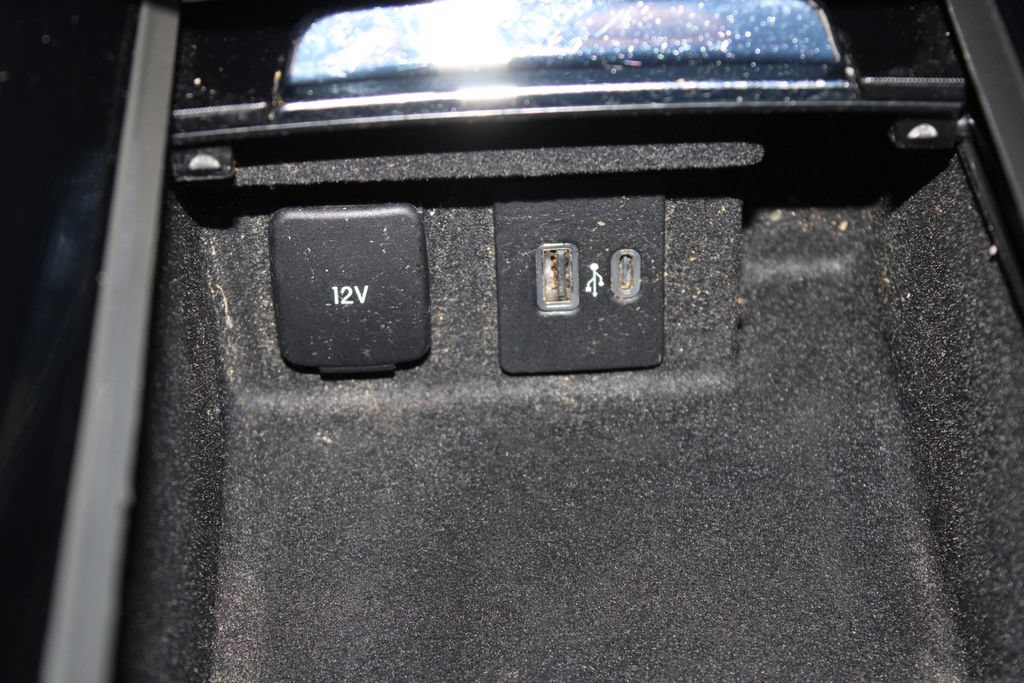 Used 2022 Lincoln Corsair FWD image 45