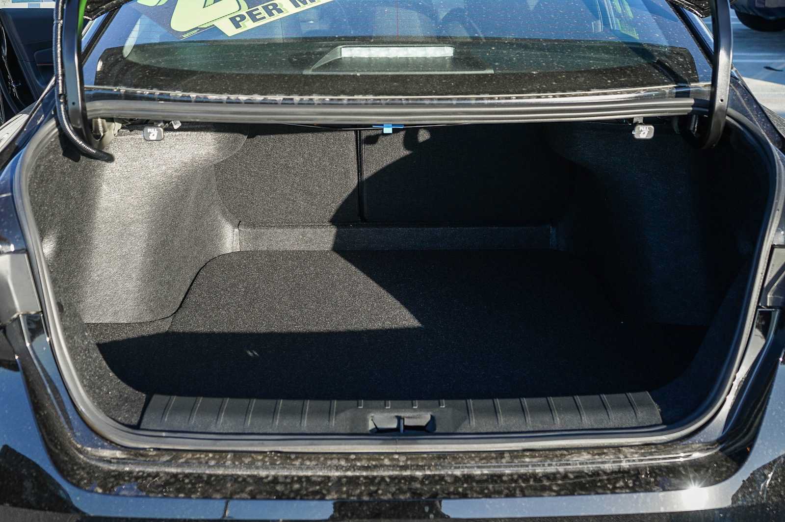 New 2027 Nissan Sentra SR w/ Floor Mat Package FWD image 12