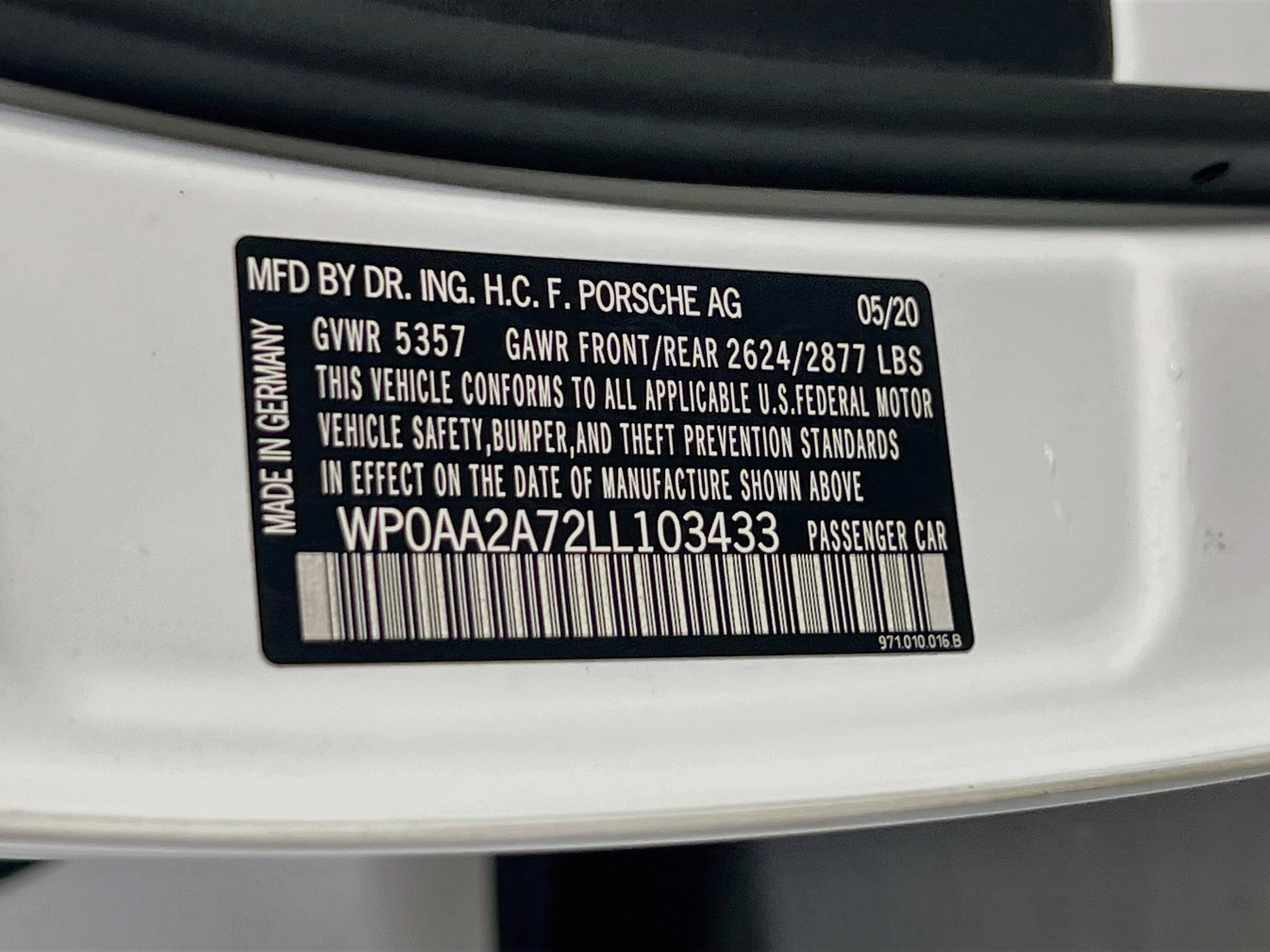 Used 2020 Porsche Panamera 4 AWD/4WD image 32