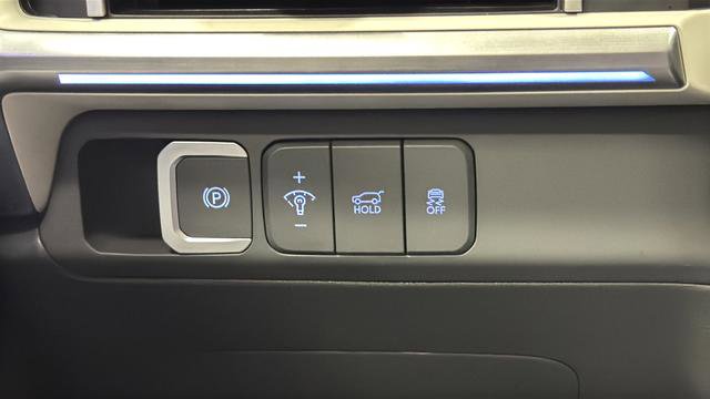 Used 2025 Hyundai Santa Fe Limited image 29