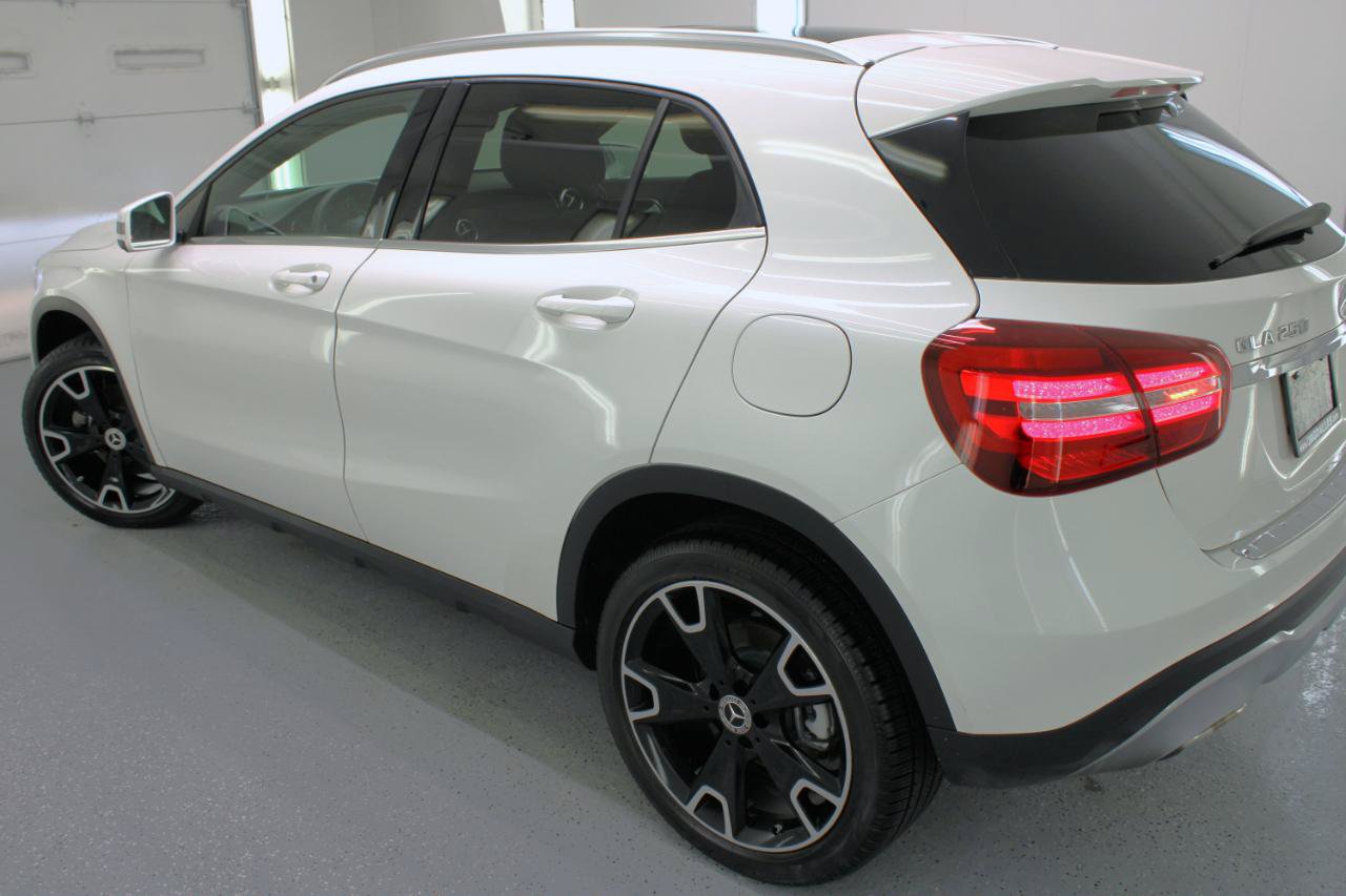 Used 2020 Mercedes-Benz GLA 250 w/ Convenience Package image 16