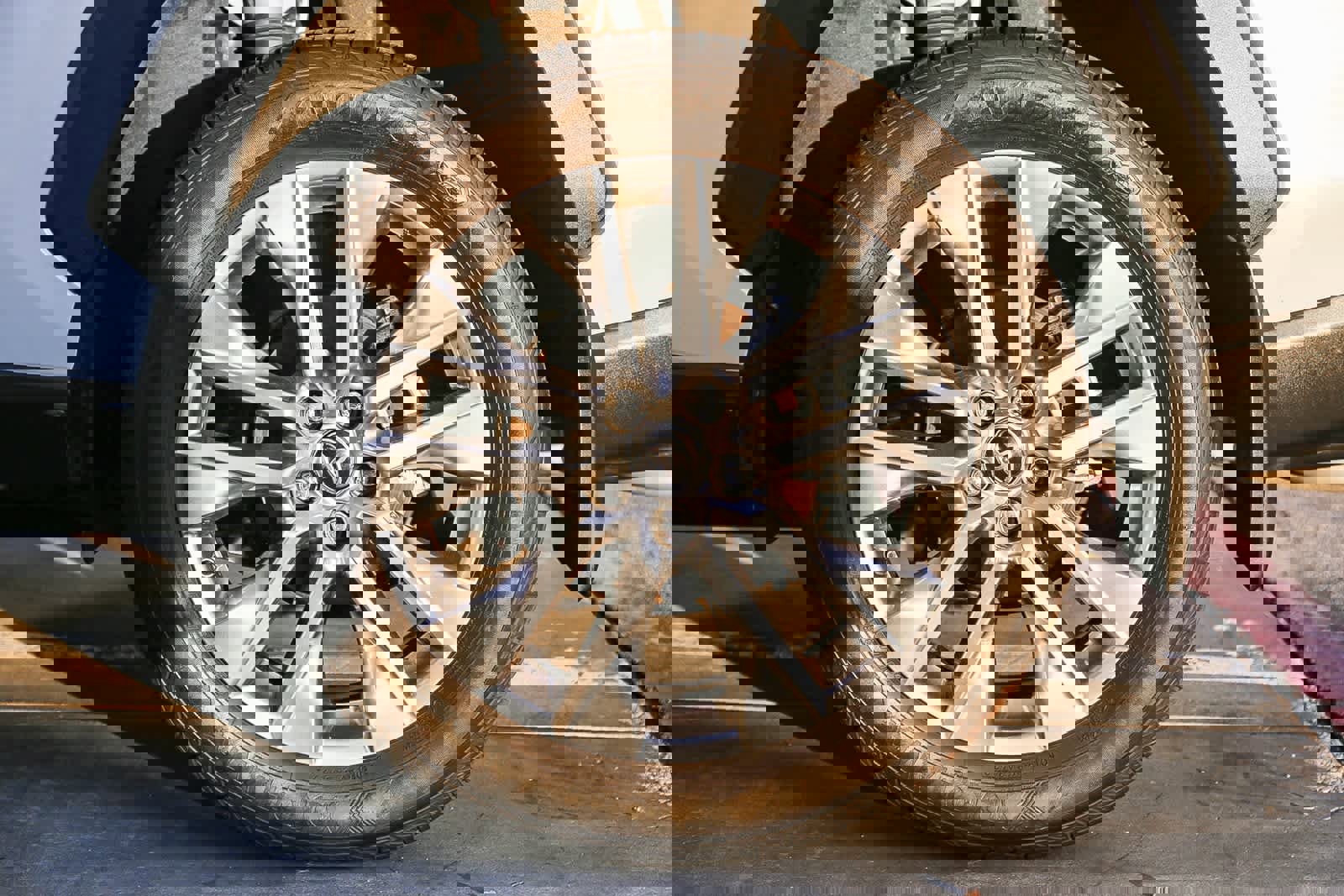 Used 2023 Toyota RAV4 XLE Premium image 11