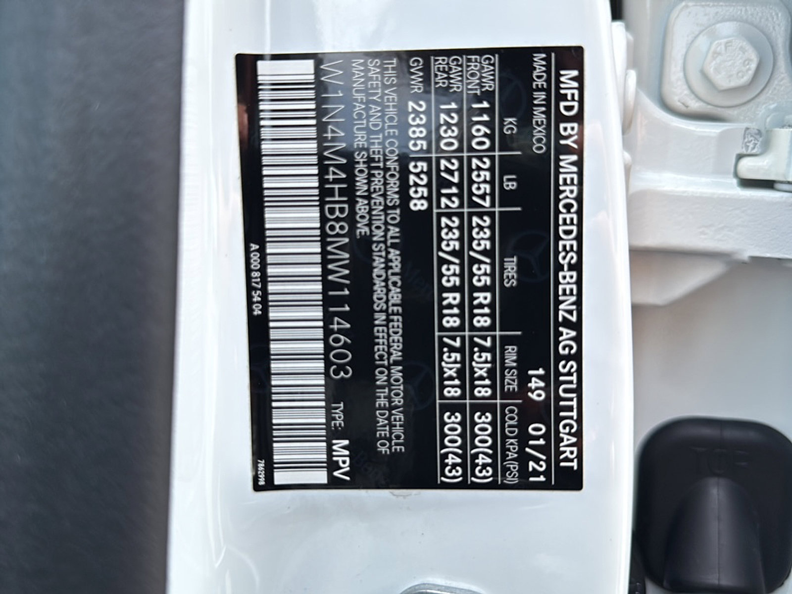 Used 2021 Mercedes-Benz GLB 250 4MATIC image 15