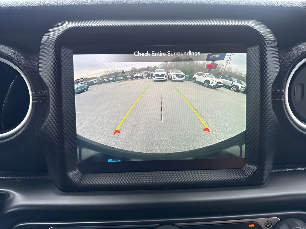 Used 2022 Jeep Wrangler Unlimited Sahara w/ Cold Weather Group image 20