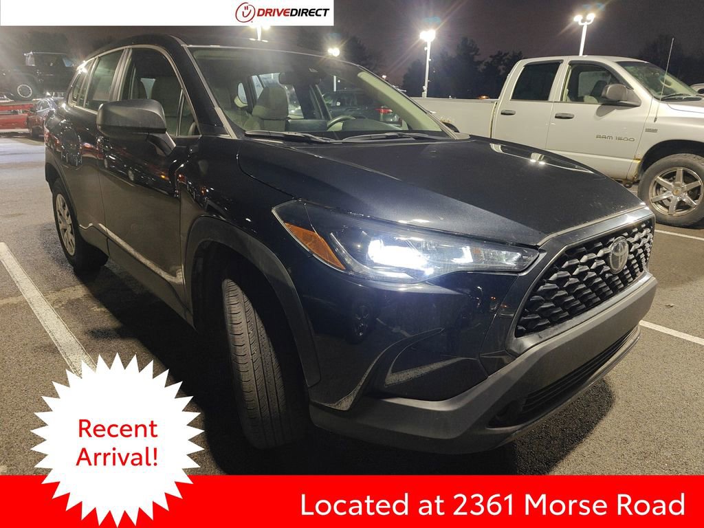 Used 2022 Toyota Corolla Cross L image 1