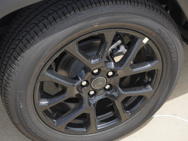 New 2026 Jeep Compass Latitude AWD/4WD image 12