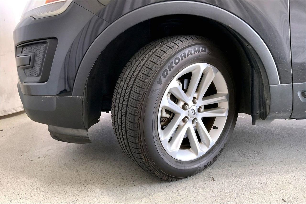 Used 2017 Ford Explorer FWD image 20