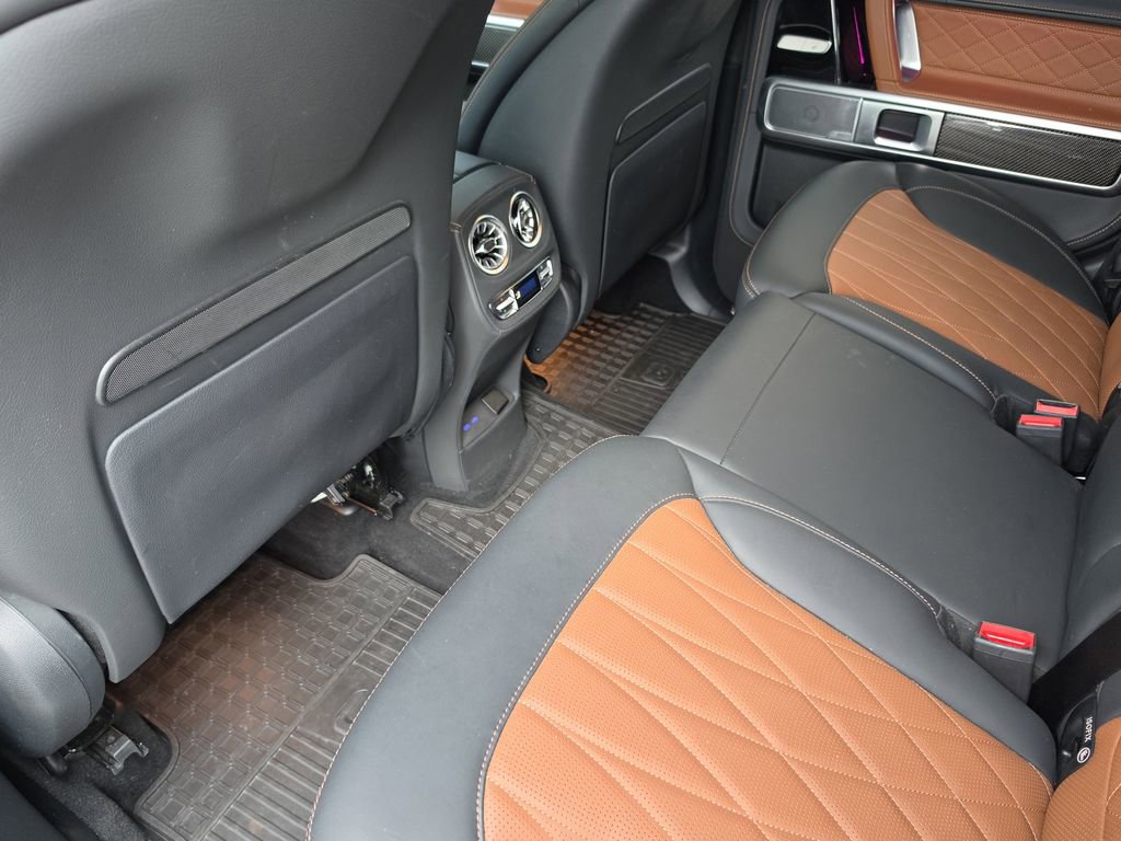 Used 2025 Mercedes-Benz G 63 AMG 4MATIC image 17