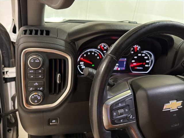 Used 2021 Chevrolet Silverado 1500 LT w/ Z71 Off-Road Package AWD/4WD image 14