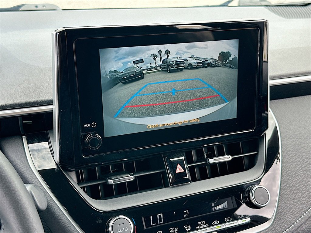 Used 2023 Toyota Corolla SE w/ SE Premium Package image 13