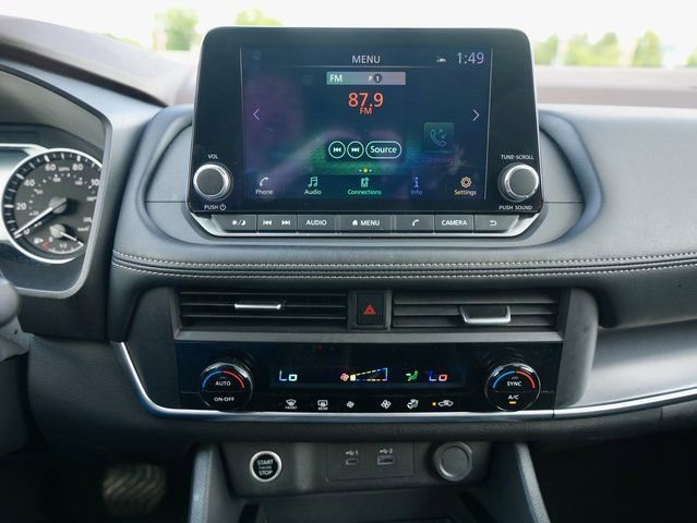 Used 2023 Nissan Rogue SV image 20