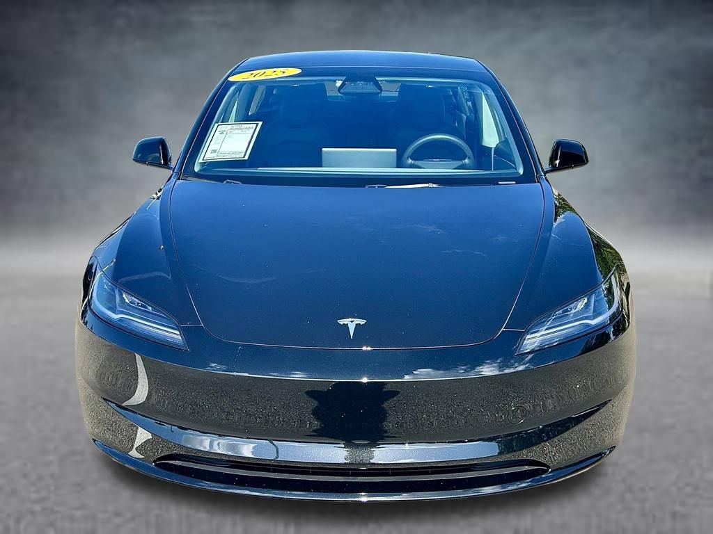 Used 2025 Tesla Model 3 RWD image 2
