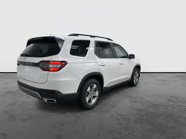 New 2026 Honda Pilot EX-L image 3