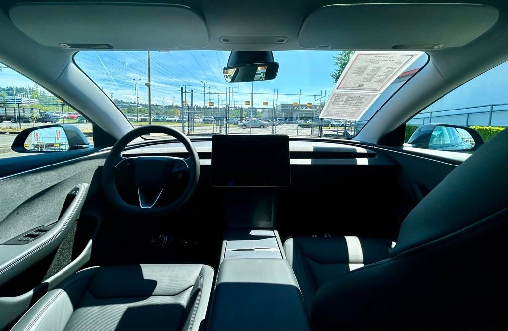 Used 2024 Tesla Model 3 Standard Range RWD image 18