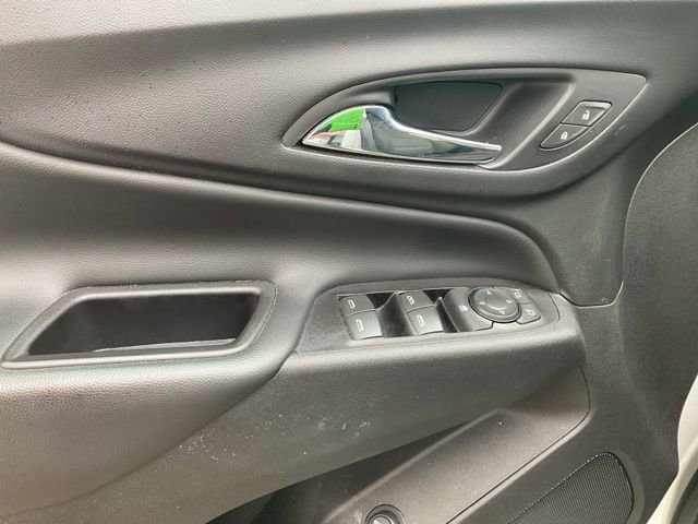 Used 2018 Chevrolet Equinox LT image 24