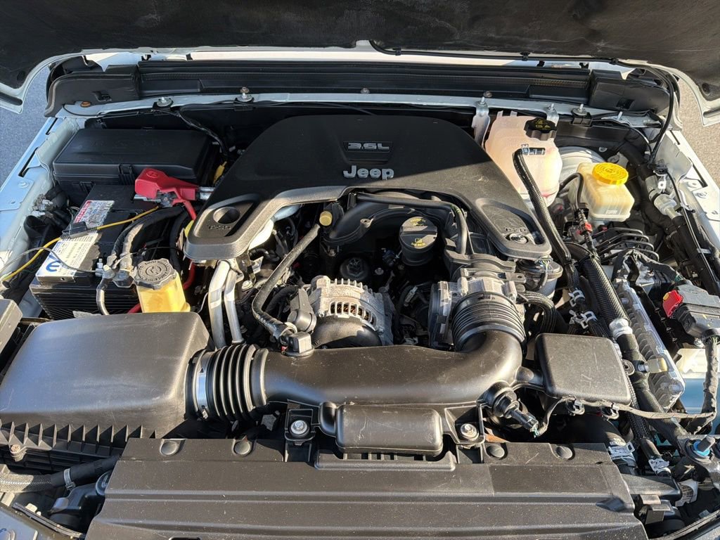 Used 2018 Jeep Wrangler Unlimited Rubicon image 11