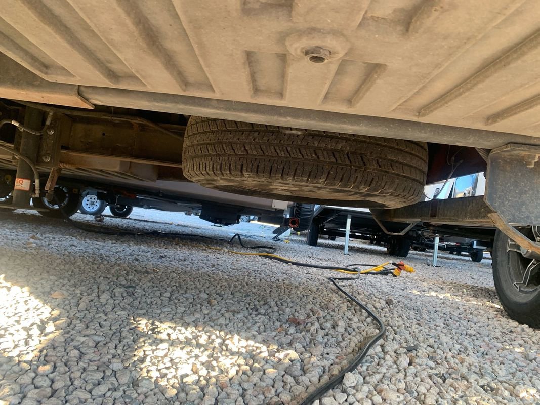 Used 2022 Ford E-450 and Econoline 450 Super Duty w/ Motorhome Prep Package image 41