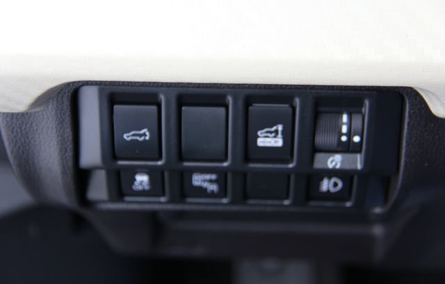 Used 2019 Subaru Ascent Premium image 30