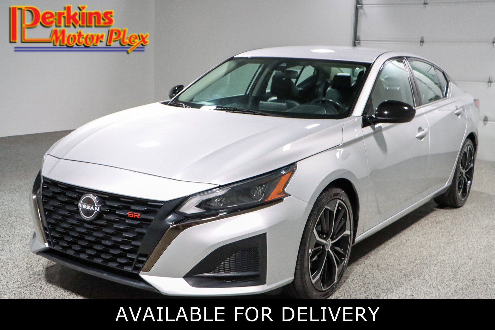 Used 2023 Nissan Altima 2.5 SR video 1