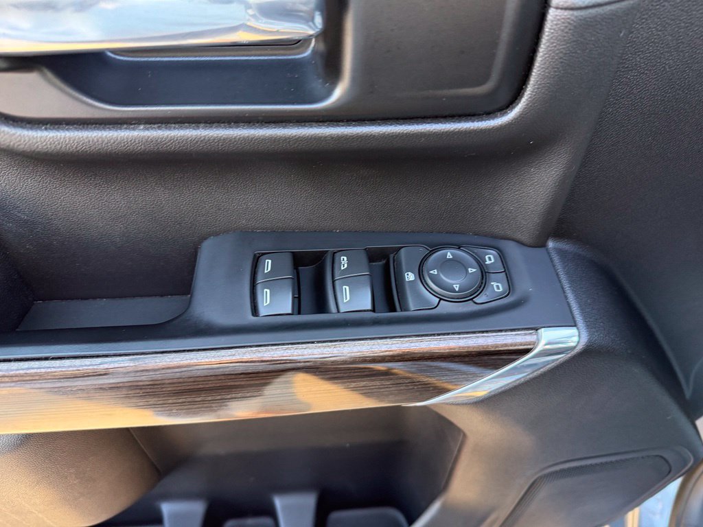 Used 2021 Chevrolet Silverado 1500 LT AWD/4WD image 26