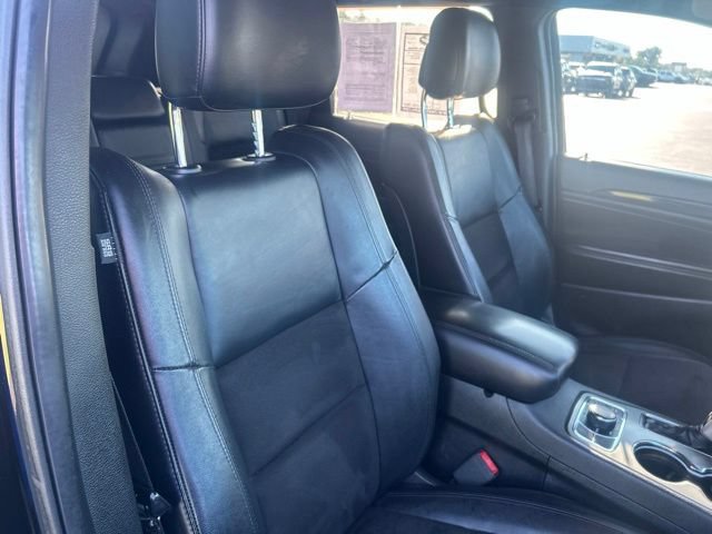 Used 2020 Jeep Grand Cherokee Altitude AWD/4WD image 40