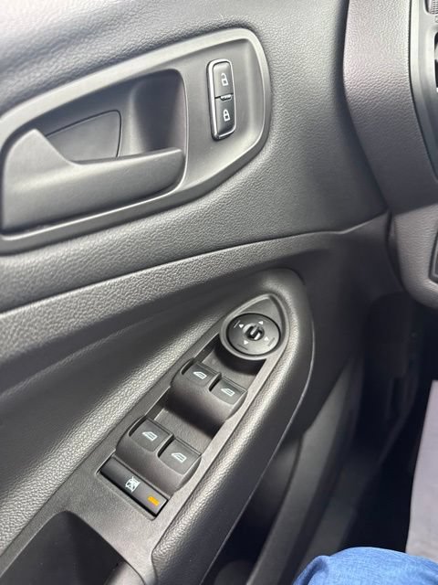 Used 2016 Ford Escape S FWD image 31