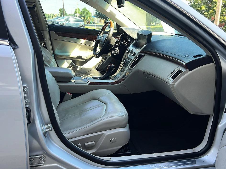 Used 2010 Cadillac CTS Premium AWD/4WD image 34