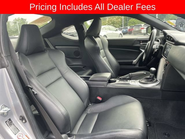 Used 2020 Toyota 86 RWD image 16