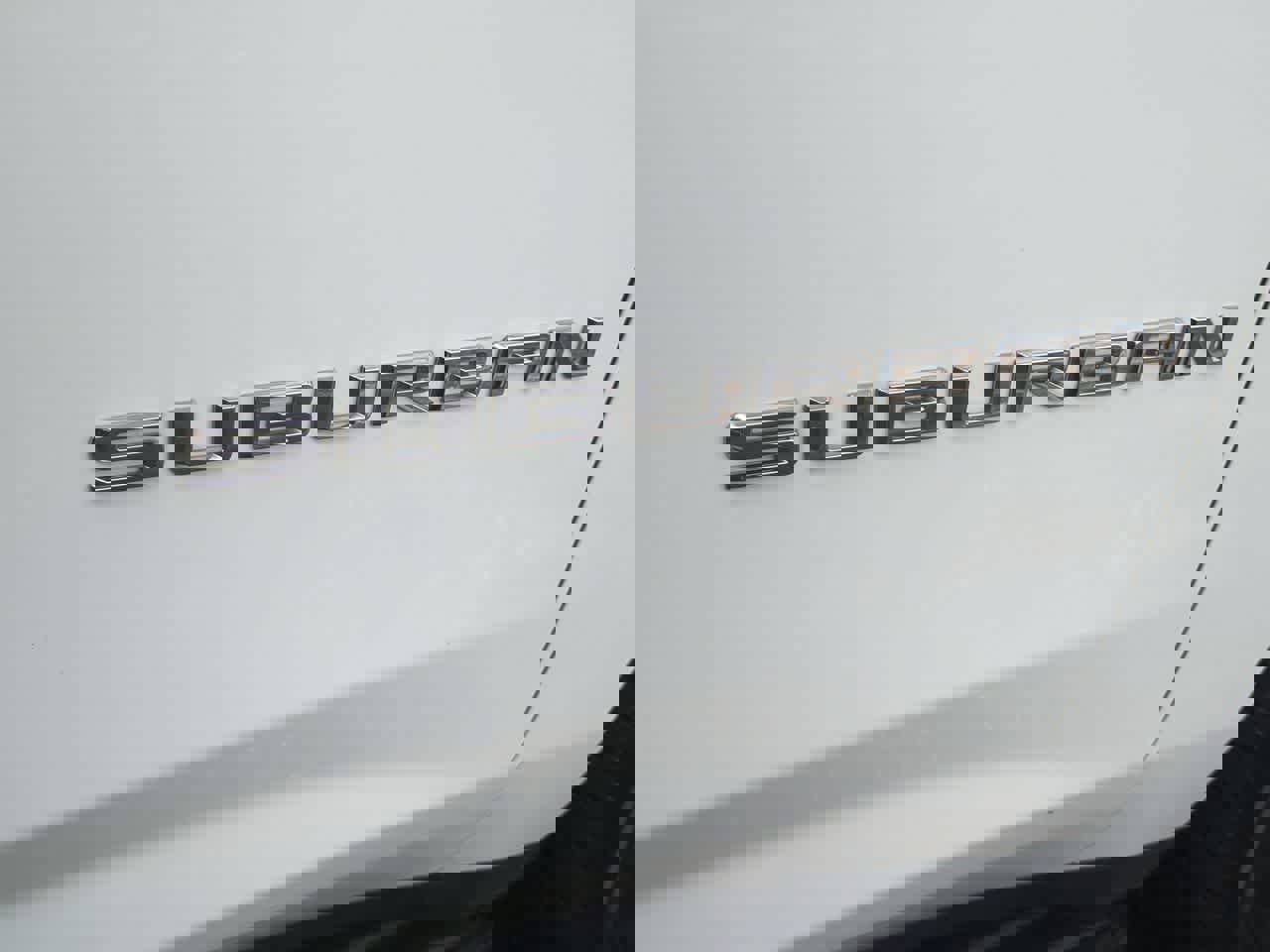 Used 2024 Chevrolet Suburban Premier RWD image 13