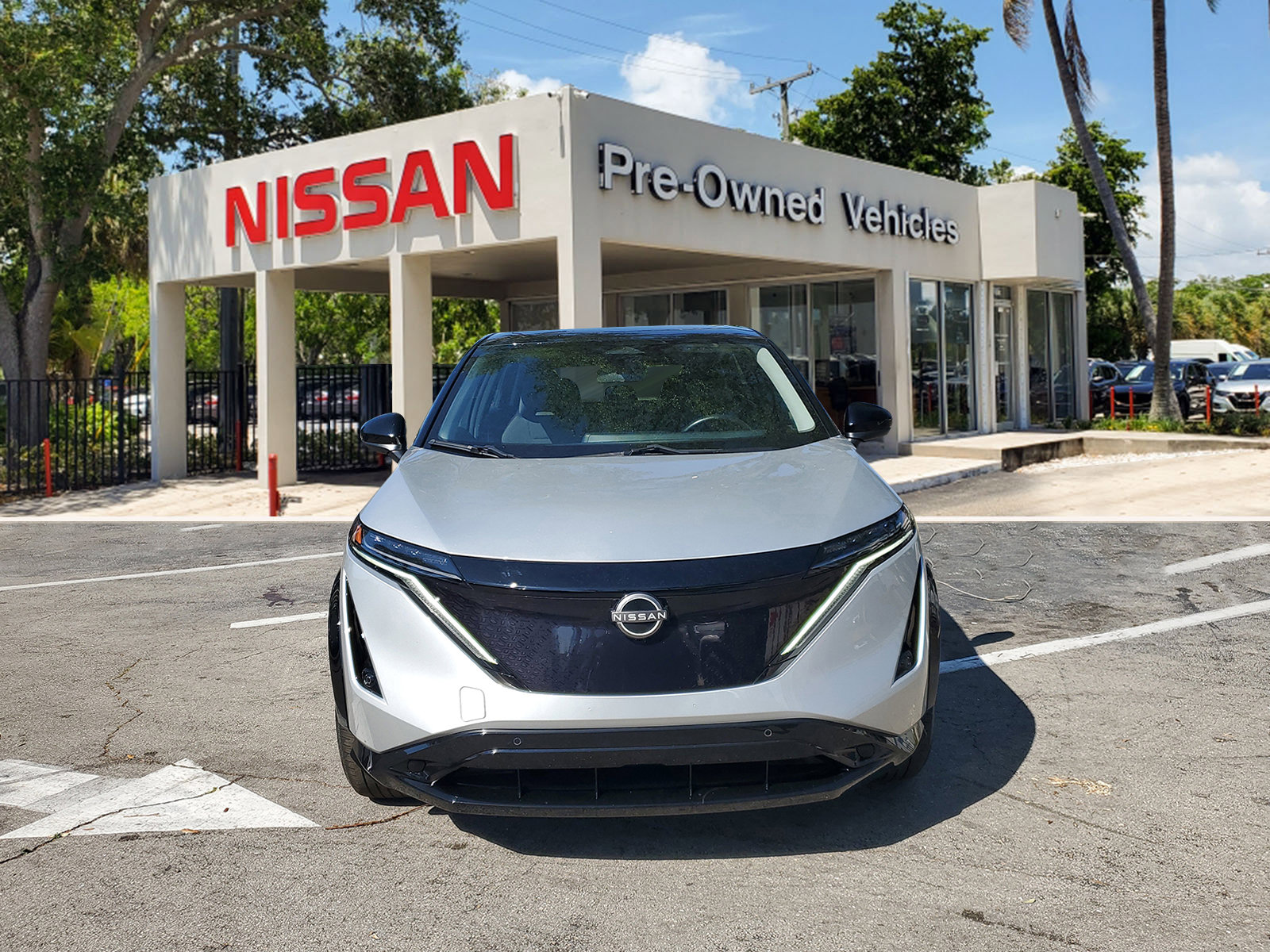 Certified 2023 Nissan Ariya FWD image 2