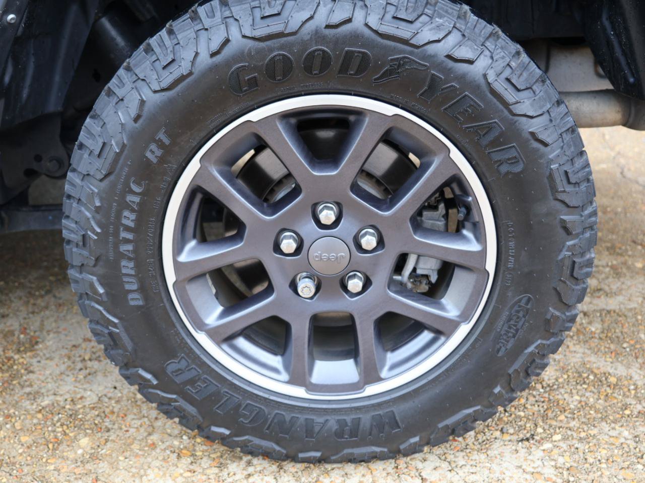 Used 2021 Jeep Gladiator Overland w/ Popular Equipment Package AWD/4WD image 20