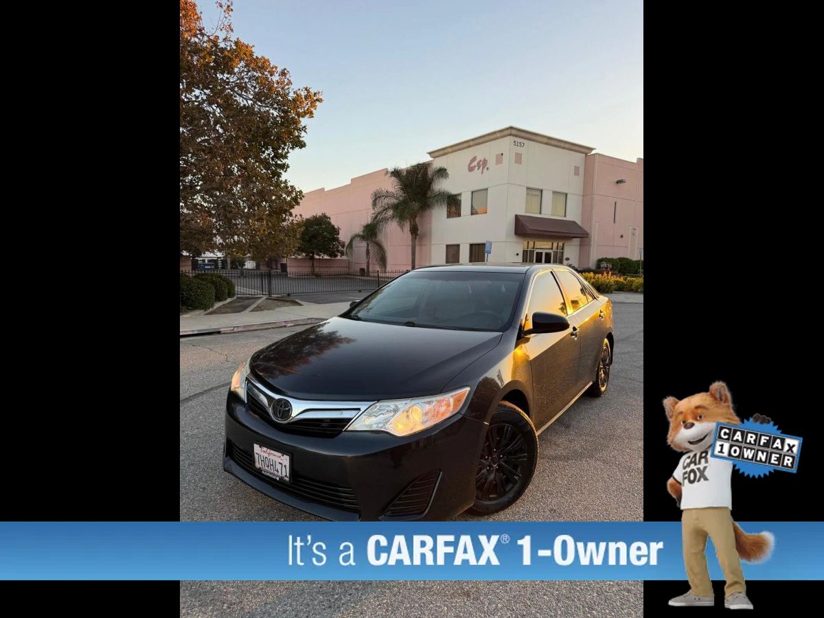 Used 2014 Toyota Camry LE FWD image 4