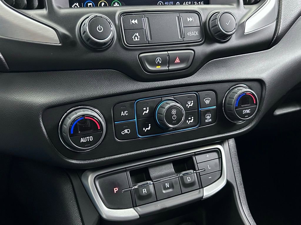 Used 2023 GMC Terrain SLT image 48