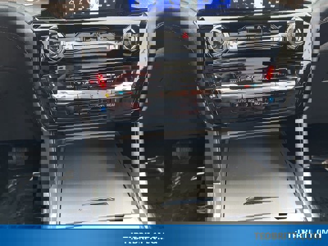 Certified 2022 Ford Explorer Platinum w/ Equipment Group 601A image 36