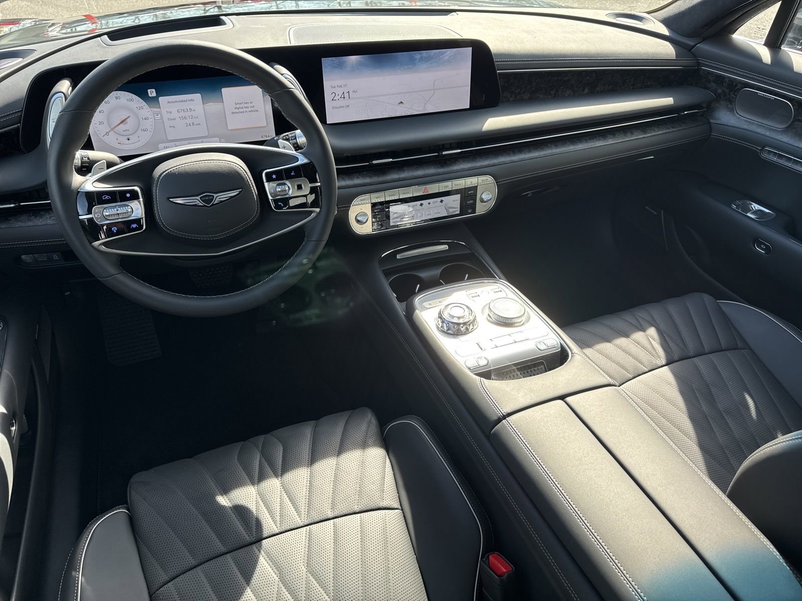 Used 2025 Genesis G90 3.5T image 18