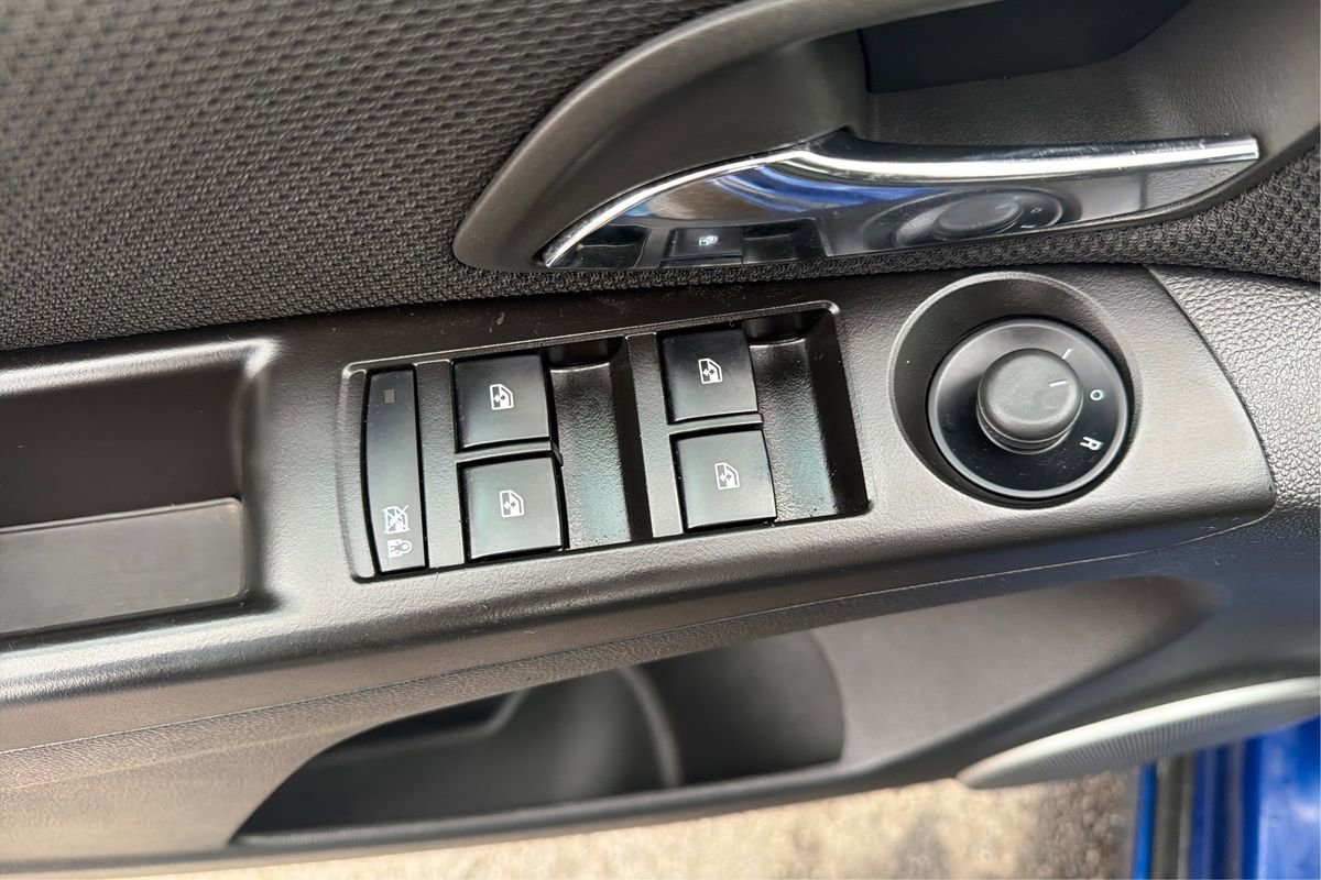 Used 2012 Chevrolet Cruze Eco image 32