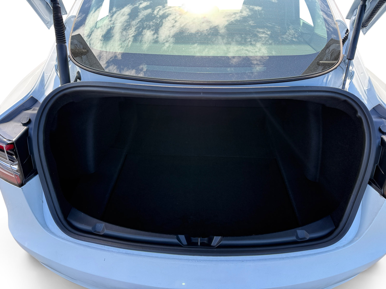 Used 2023 Tesla Model 3 Standard Range RWD image 17