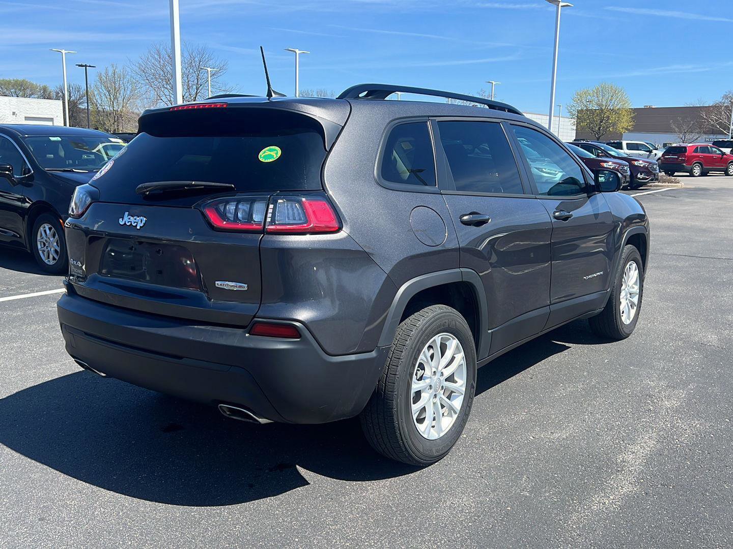 Used 2022 Jeep Cherokee Latitude Lux image 6