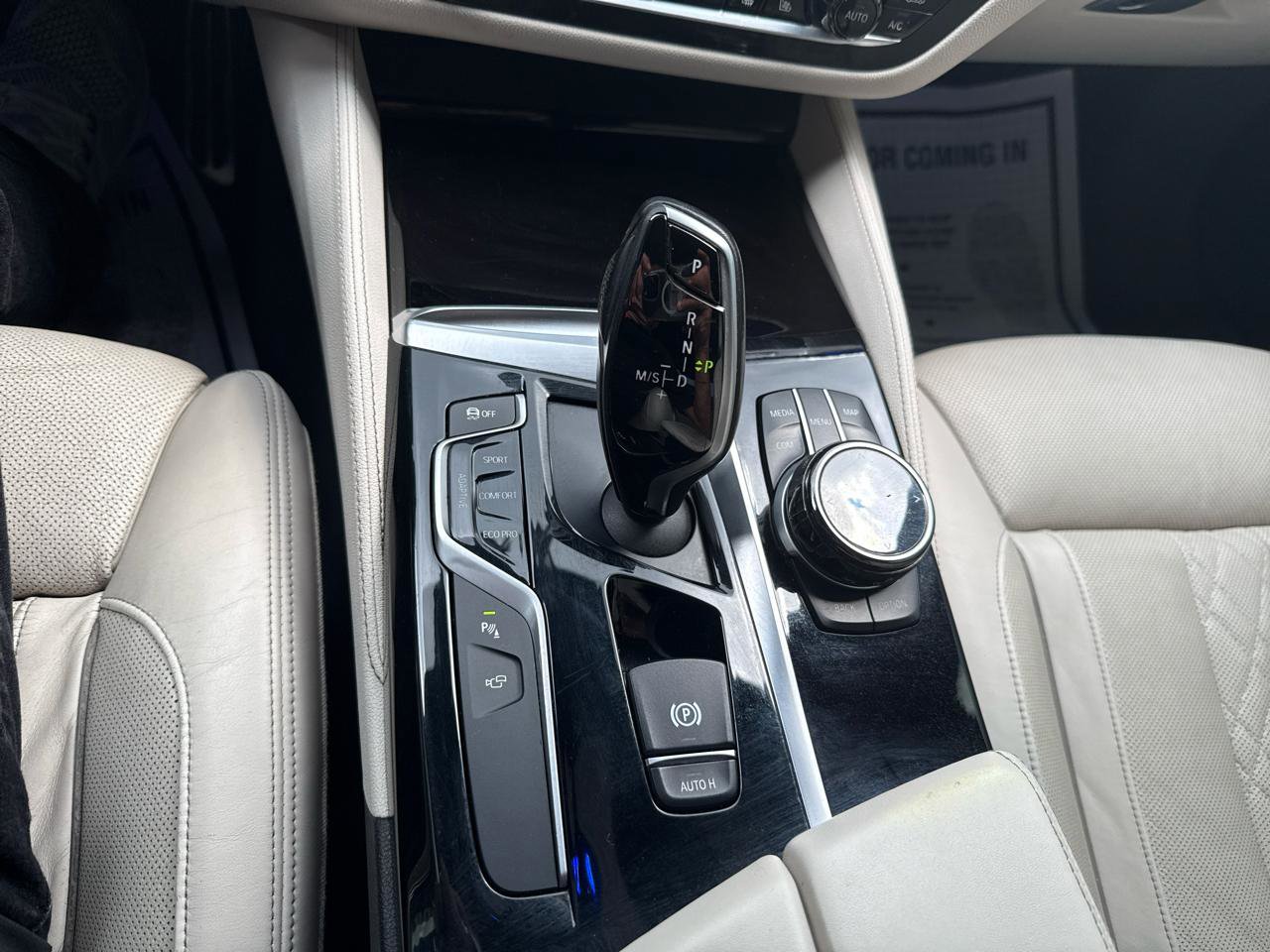 Used 2018 BMW M550i xDrive M550i xDrive Sedan image 21