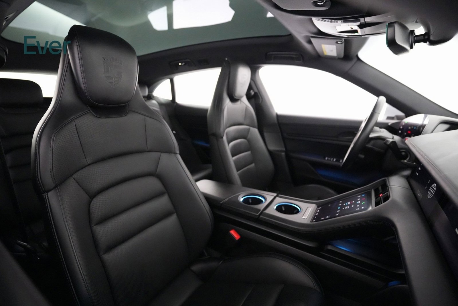 Used 2022 Porsche Taycan 4 Cross Turismo image 8