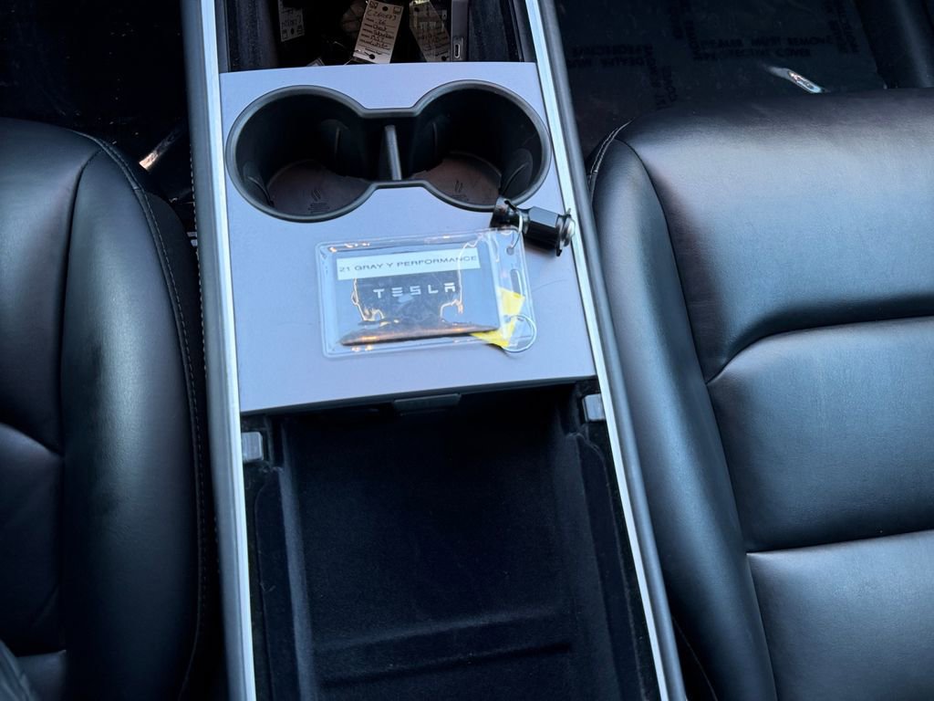 Used 2021 Tesla Model Y Performance image 27