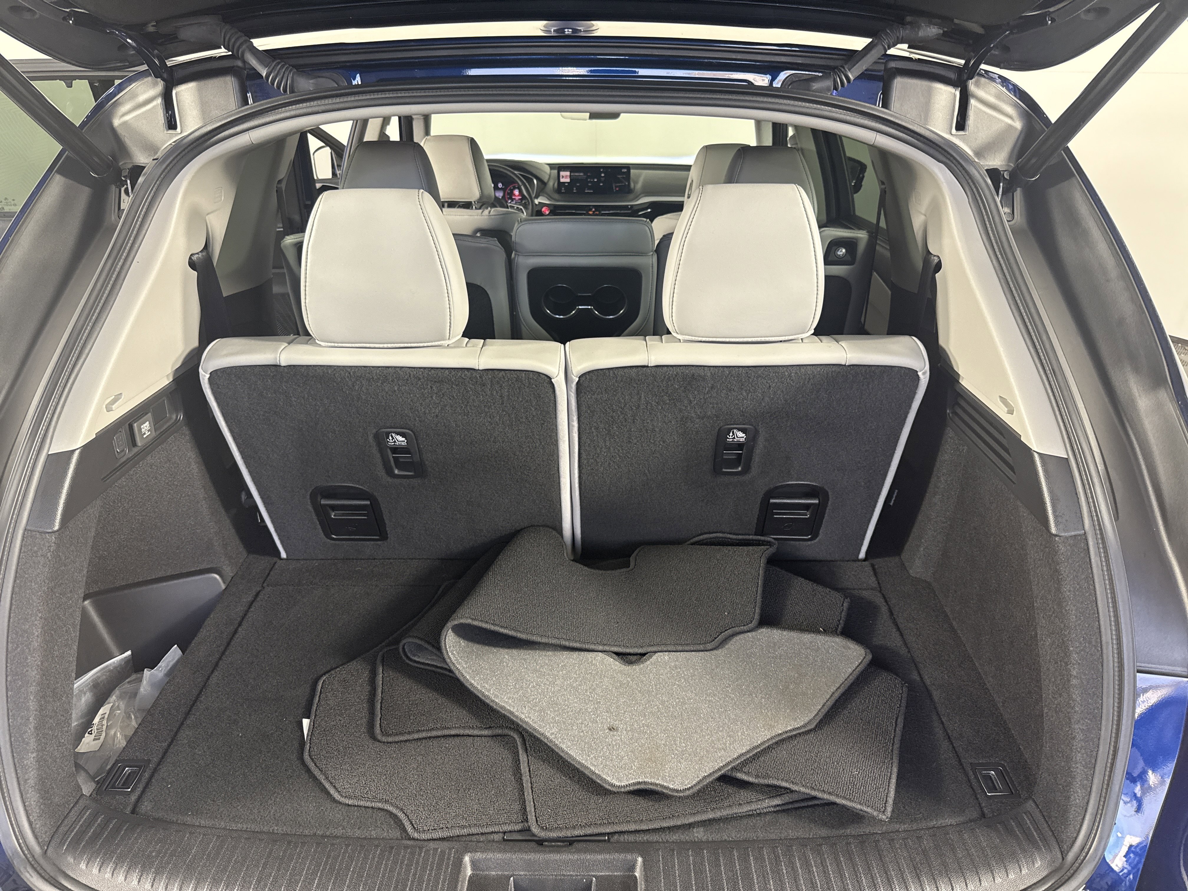 Used 2023 Acura MDX FWD w/ Technology Package image 22