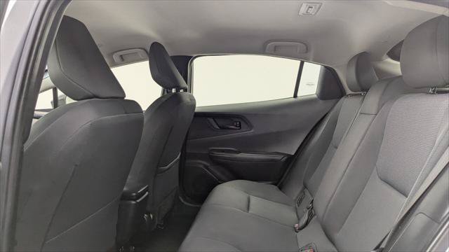 Used 2023 Toyota Prius LE FWD image 17