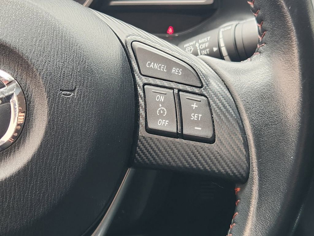 Used 2015 MAZDA MAZDA3 i Touring FWD image 27